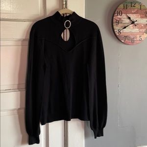 Women’s Venini Lightweight Sweater. Size large